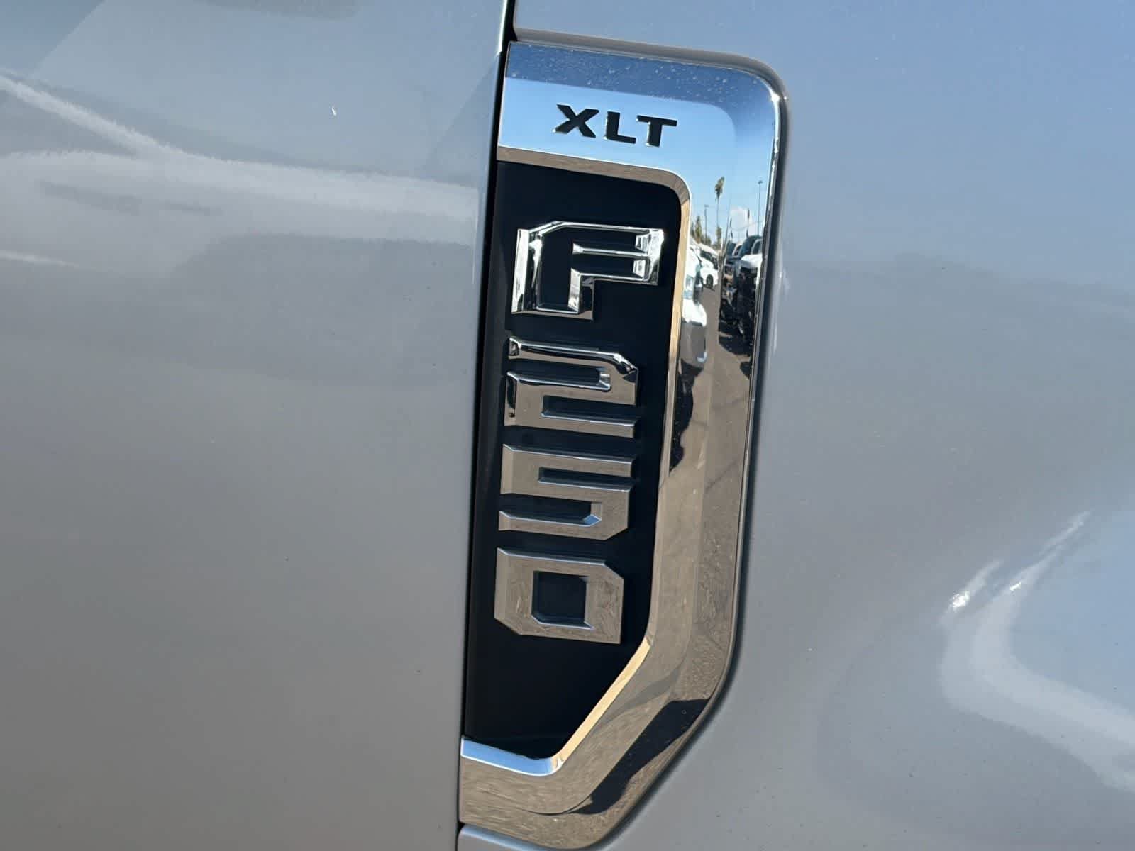Used 2018 Ford F250 XLT w/ XLT Value Package AWD/4WD image 8