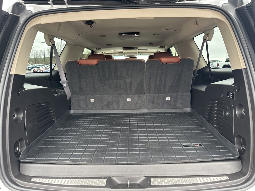 Used 2016 Cadillac Escalade ESV Luxury image 9