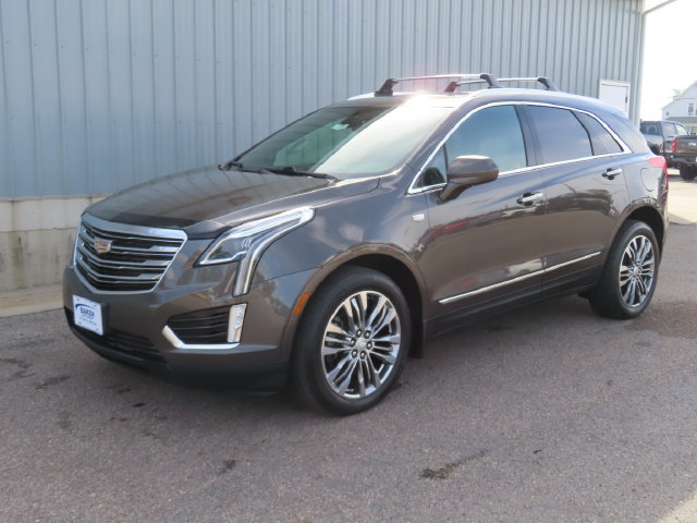 Used 2019 Cadillac XT5 Premium Luxury w/ Trailering Package AWD/4WD image 8
