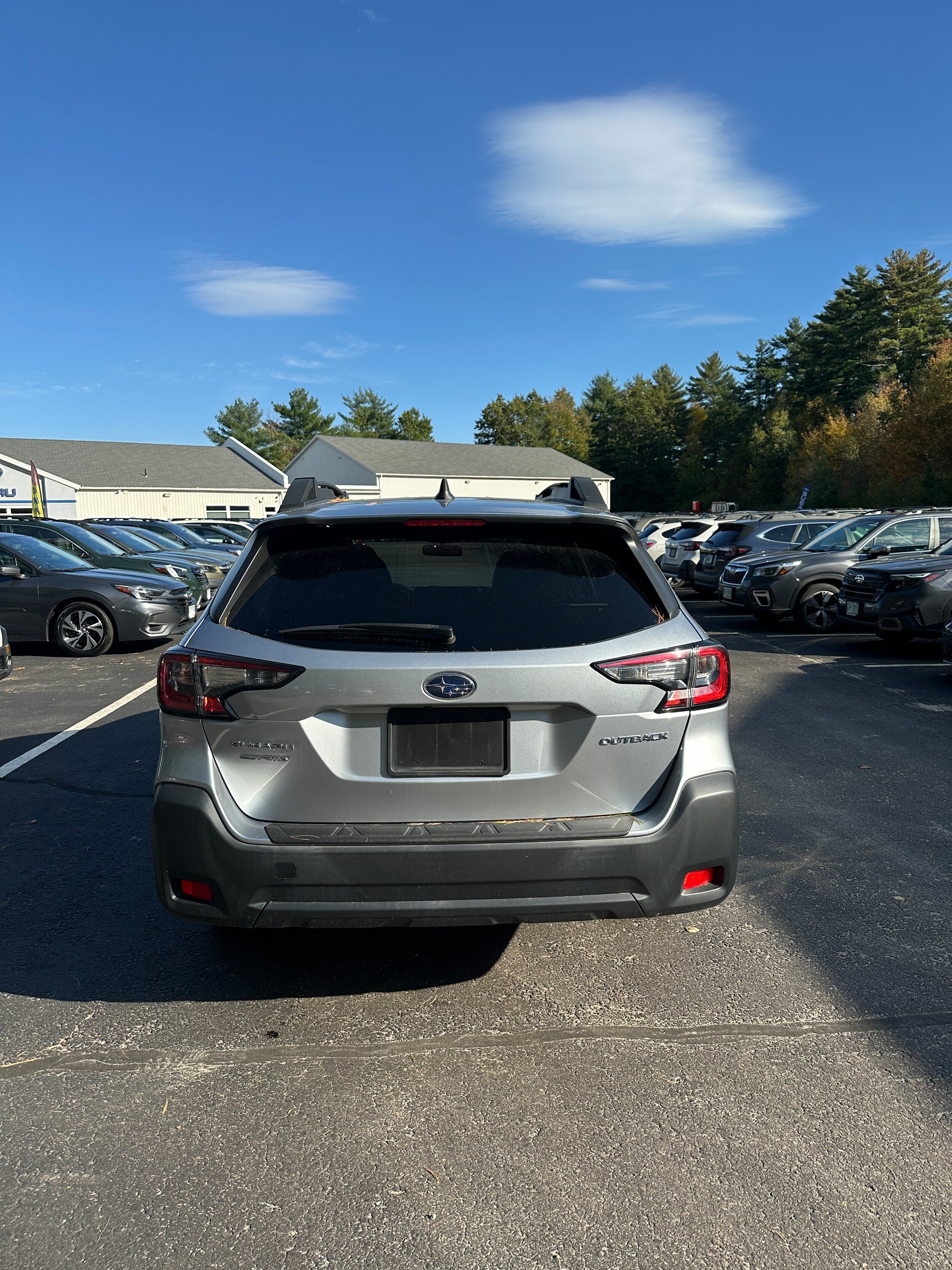 Used 2024 Subaru Outback Premium AWD/4WD image 8