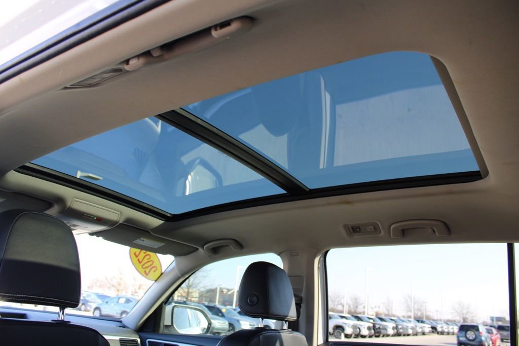 Used 2022 Volkswagen Atlas SE image 28