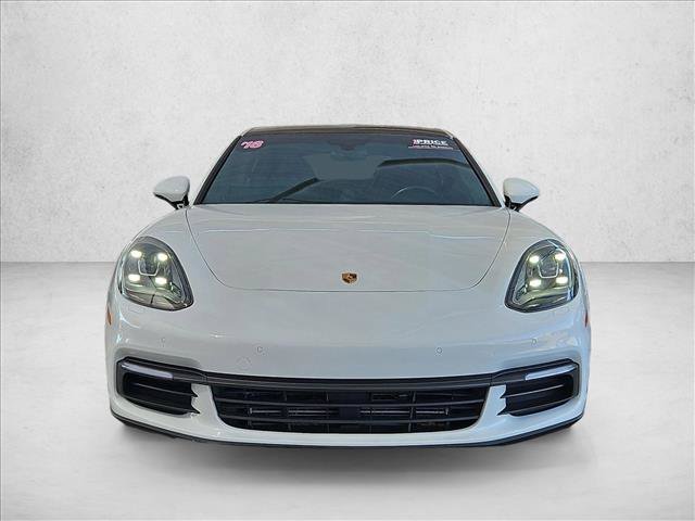 Used 2018 Porsche Panamera image 2