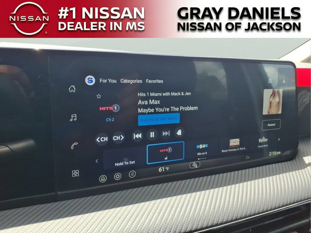 New 2026 Nissan Kicks SR AWD/4WD image 16