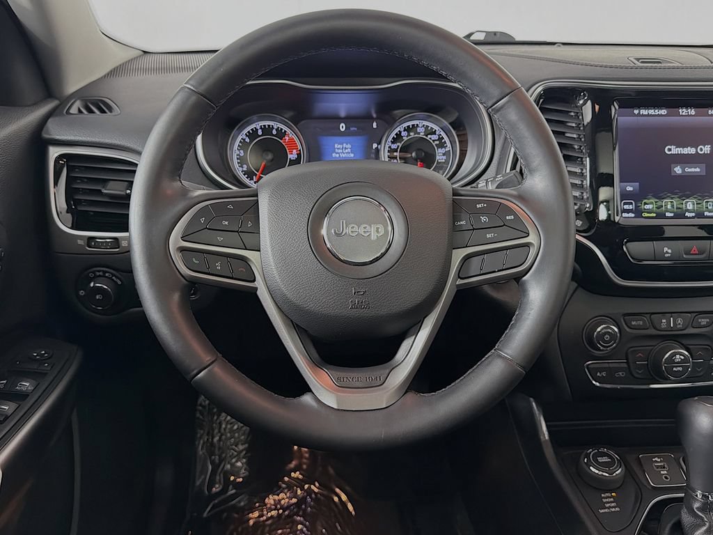 Used 2020 Jeep Cherokee Limited AWD/4WD image 11