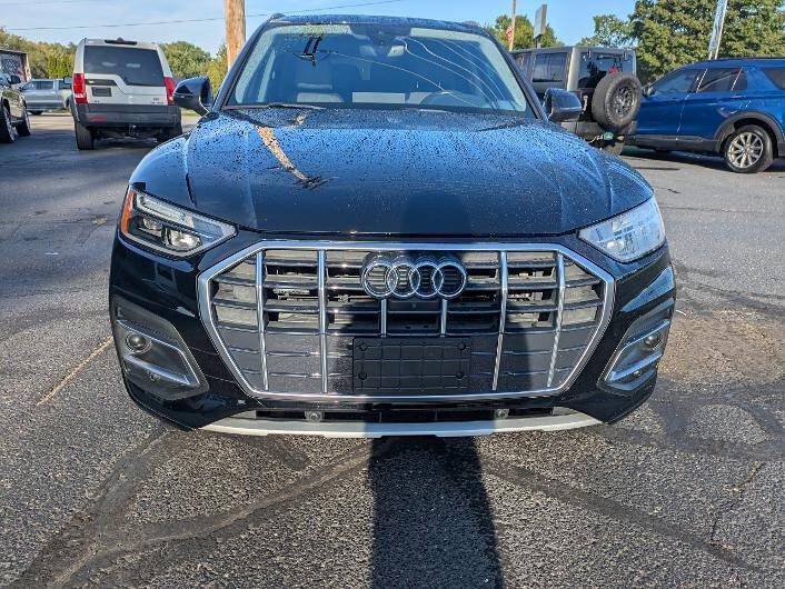 Used 2021 Audi Q5 2.0T Premium Plus w/ Premium Plus Package AWD/4WD image 7