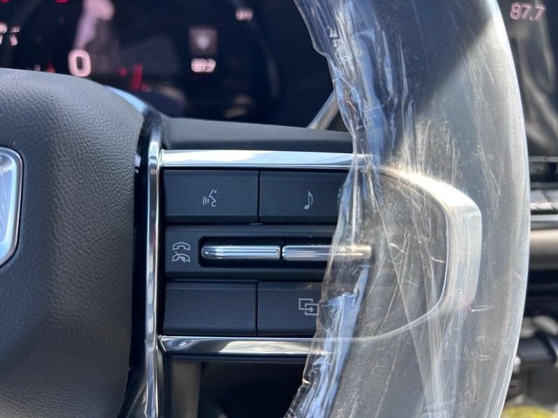 New 2026 GMC Canyon Elevation w/ Convenience Package RWD image 11