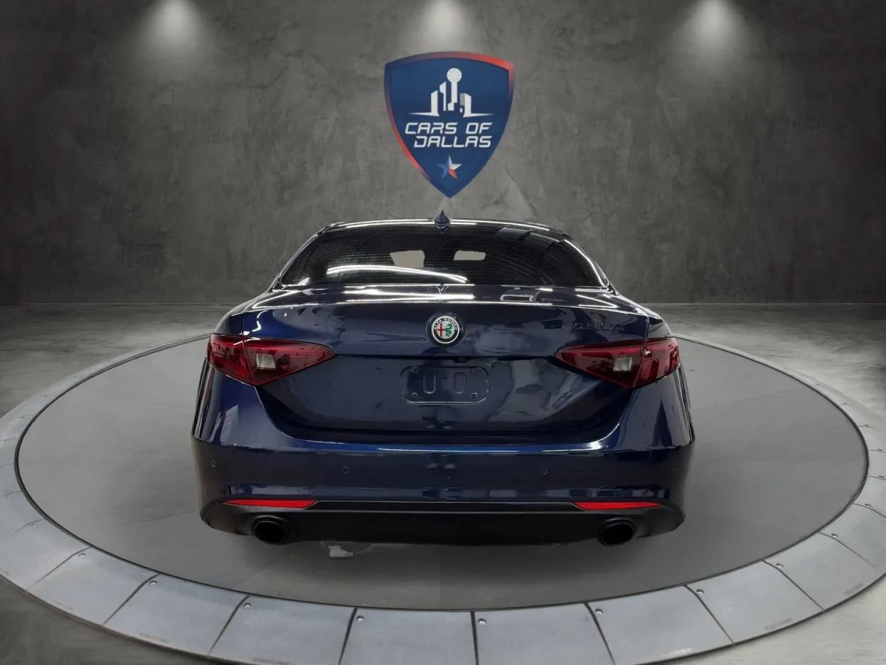 Used 2019 Alfa Romeo Giulia Ti w/ Nero Edizione RWD image 4