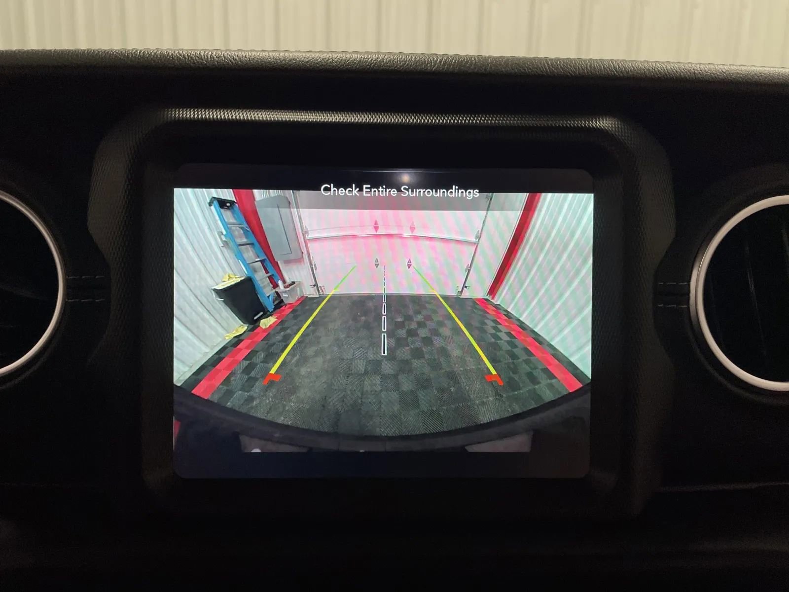 Used 2021 Jeep Wrangler Unlimited Sahara w/ Cold Weather Group image 36