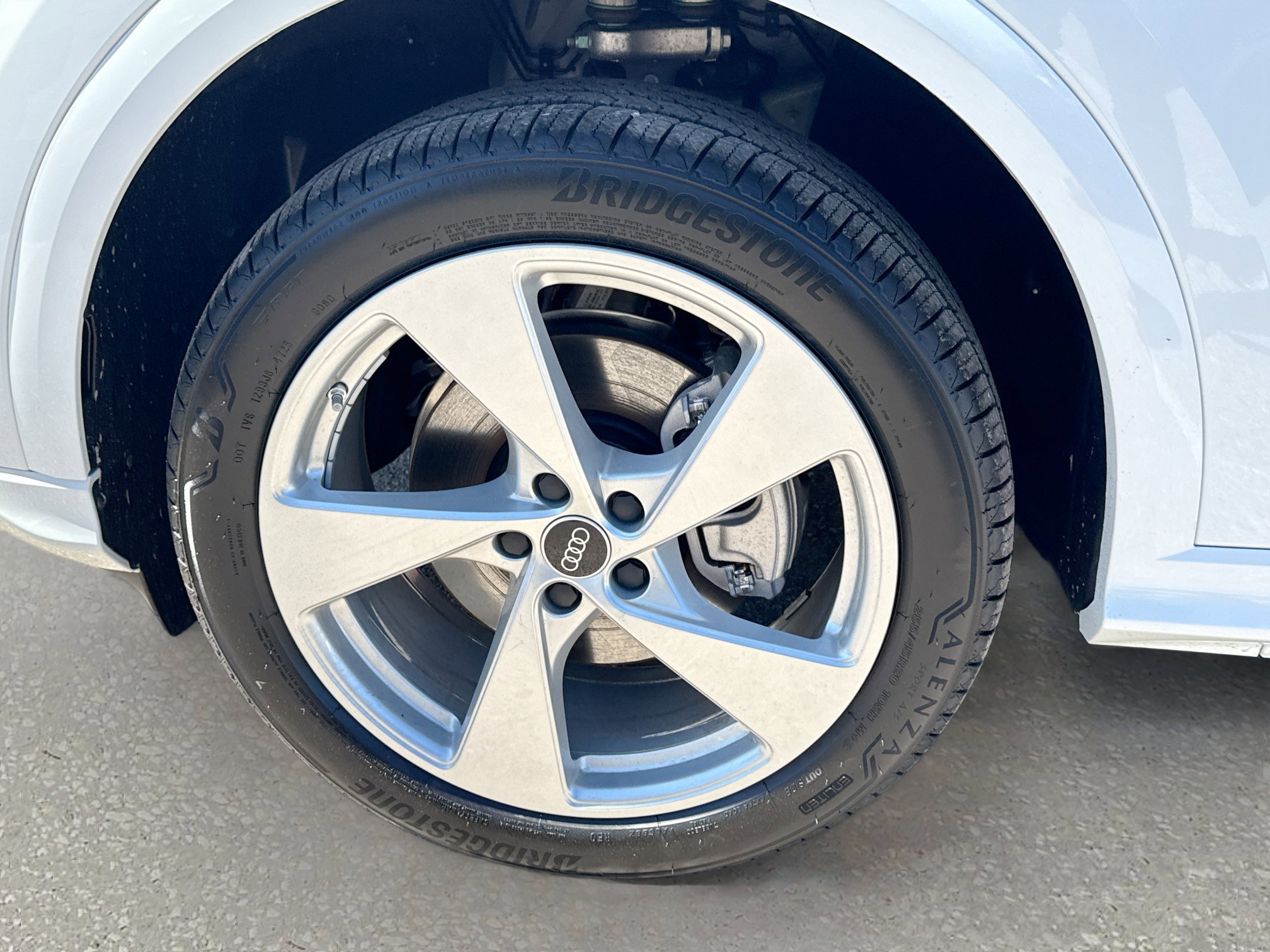 New 2025 Audi Q5 Premium Plus image 40