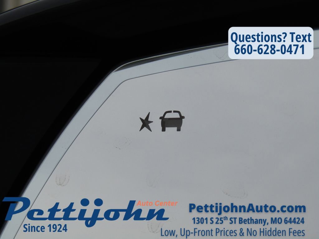 New 2026 GMC Yukon Denali w/ Advanced Technology Package image 14