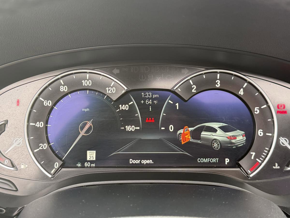 Used 2019 BMW 530i w/ Convenience Package image 21