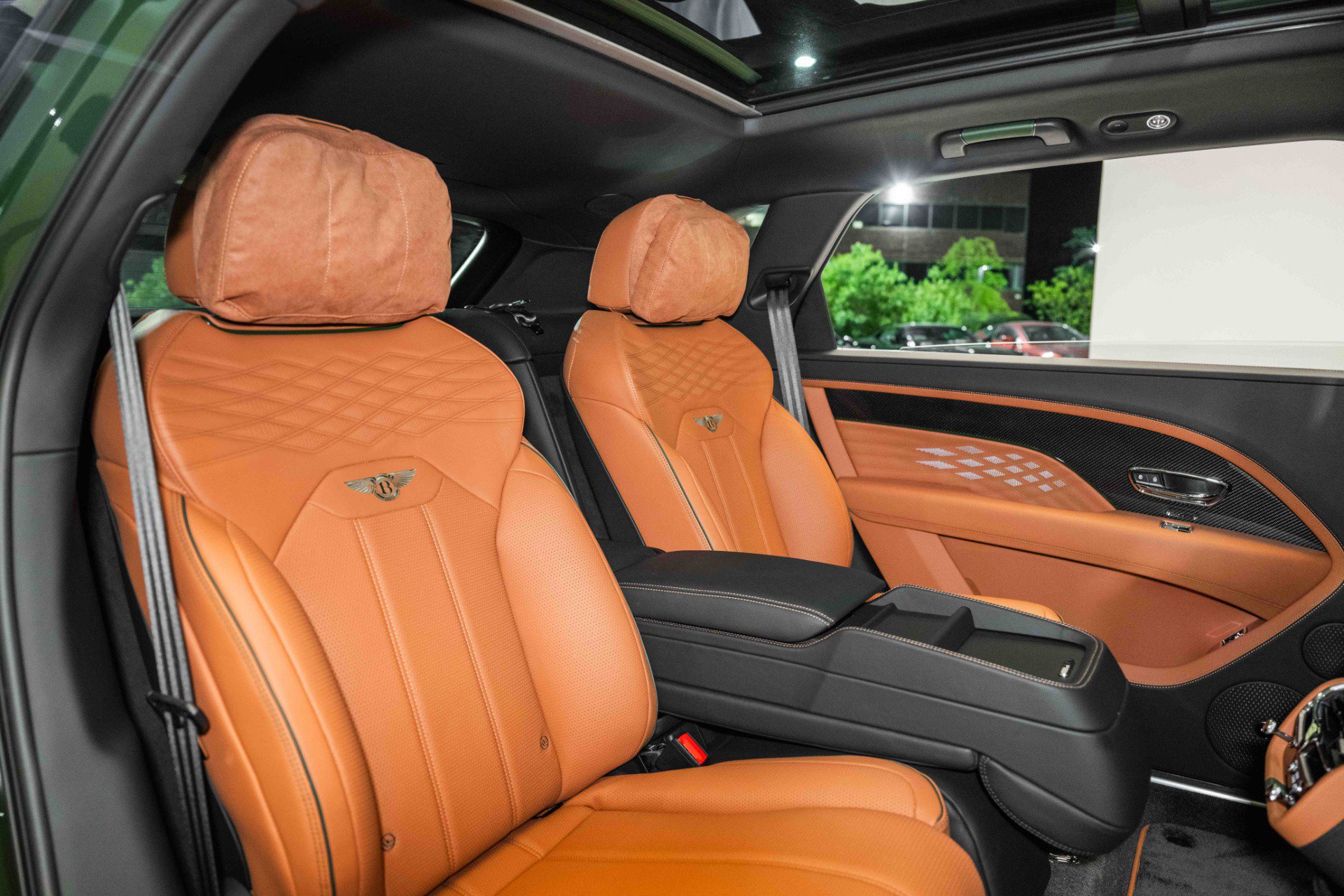 New 2024 Bentley Bentayga Extended Wheelbase image 23