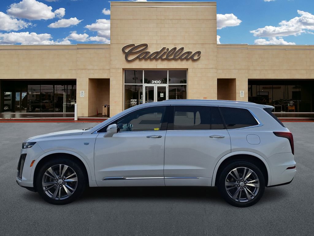 Used 2023 Cadillac XT6 Premium Luxury image 6