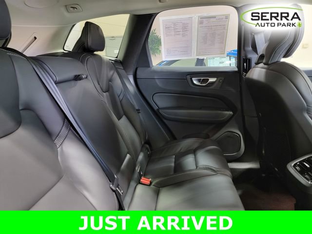 Used 2024 Volvo XC60 B5 Ultimate AWD/4WD image 14