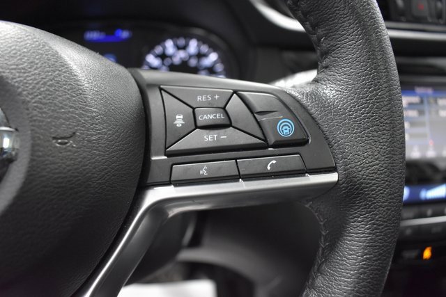 Used 2020 Nissan Rogue SL w/ Premium Package image 31