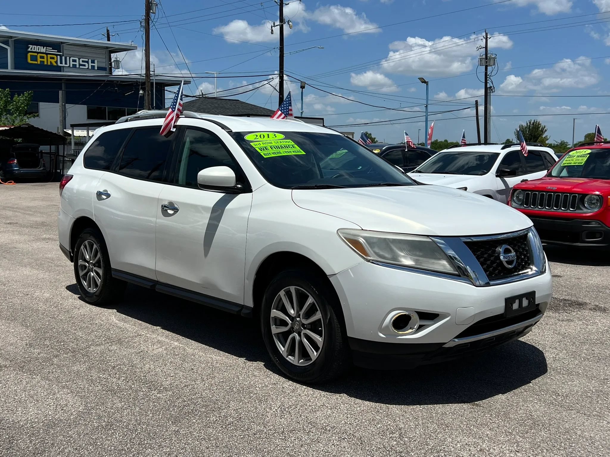 Used 2013 Nissan Pathfinder SV FWD image 4