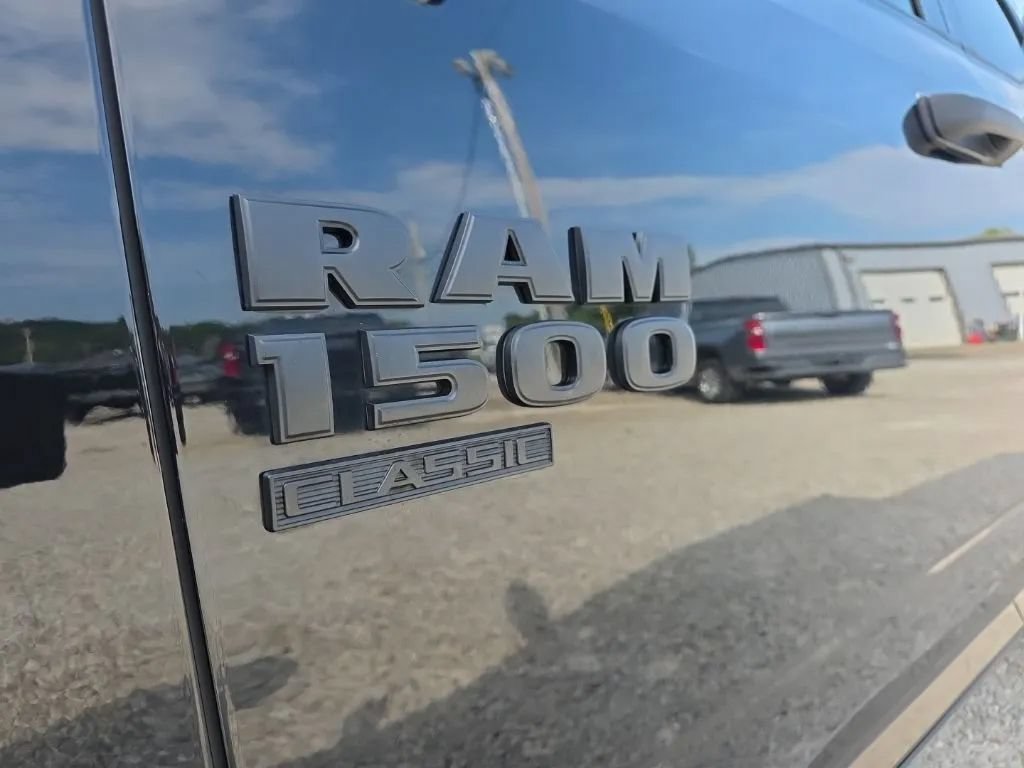 Used 2020 RAM 1500 Warlock w/ Luxury Group AWD/4WD image 9