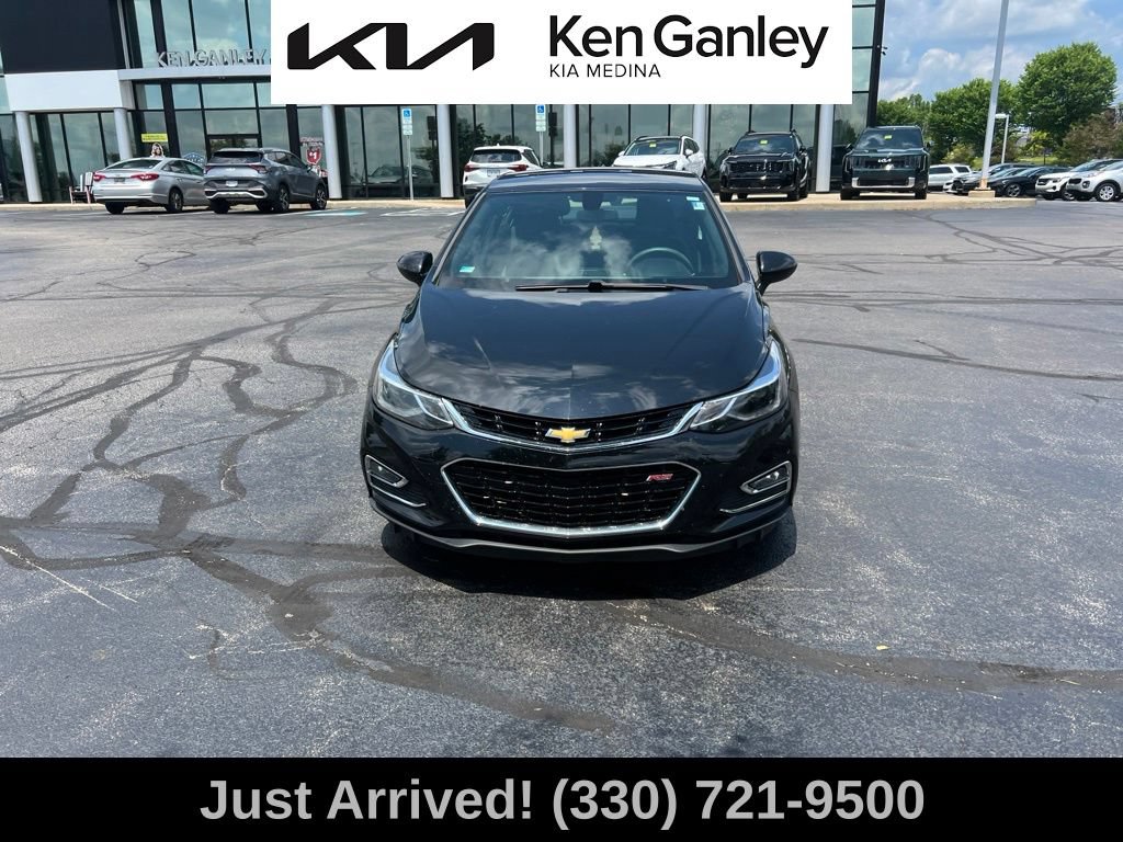 Used 2016 Chevrolet Cruze LT w/ Convenience Package FWD image 2