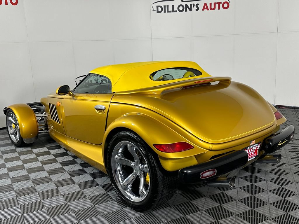 Used 2002 Chrysler Prowler RWD image 4