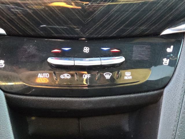 Used 2020 Cadillac XT6 Premium Luxury image 21