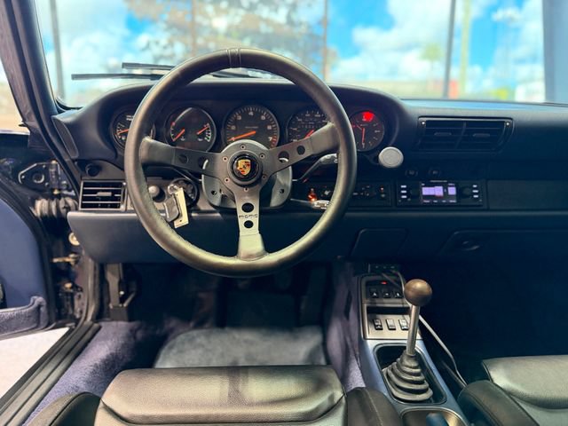 Used 1995 Porsche 911 Carrera RWD image 22