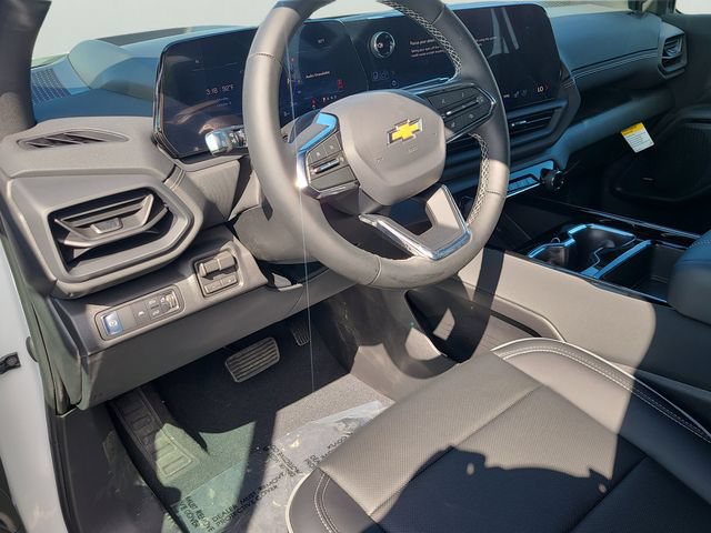 New 2026 Chevrolet Silverado EV LT w/ Plus Package AWD/4WD image 17