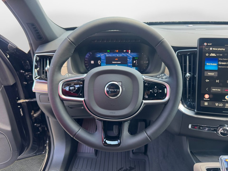 New 2026 Volvo XC90 T8 Ultra w/ Protection Package Premier AWD/4WD image 10