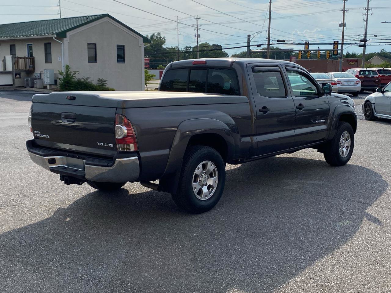 Used 2011 Toyota Tacoma 4x4 Double Cab w/ SR5 Pkg #2 image 4