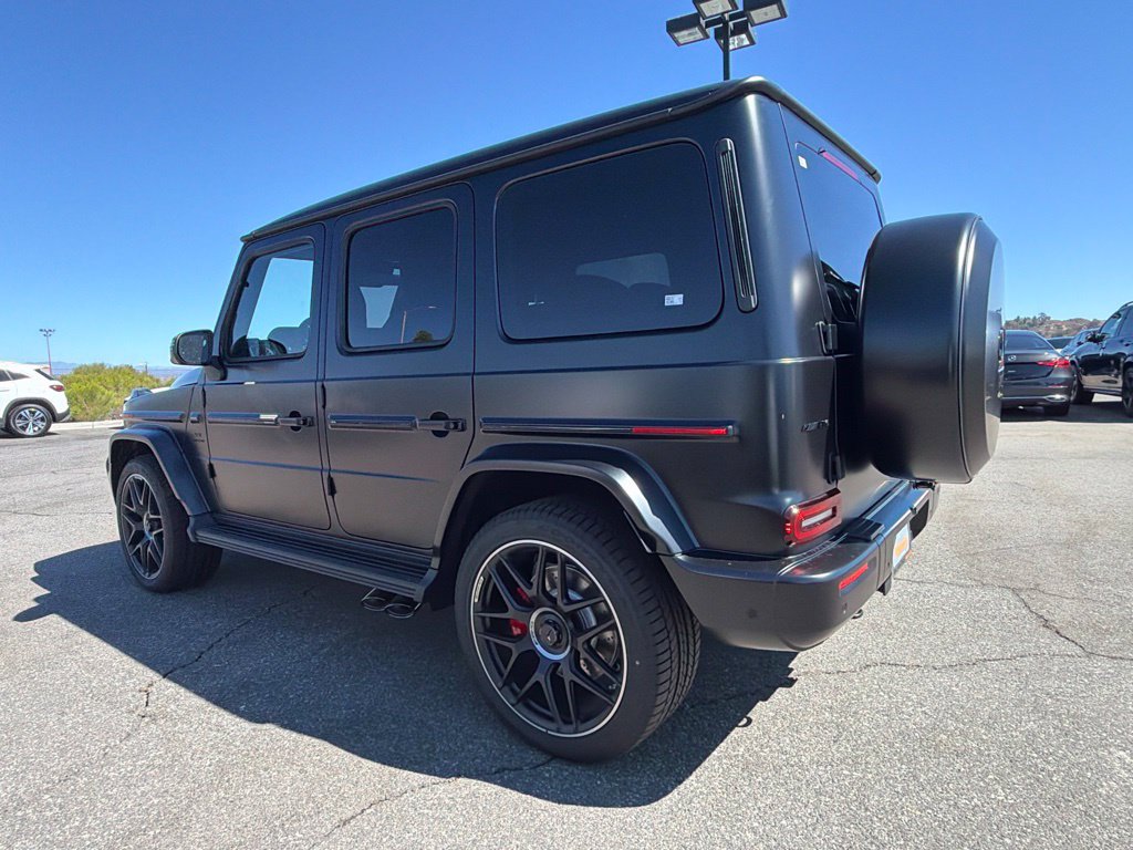 New 2027 Mercedes-Benz G 63 AMG 4MATIC image 11