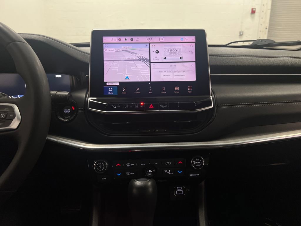 Used 2023 Jeep Compass High Altitude image 20