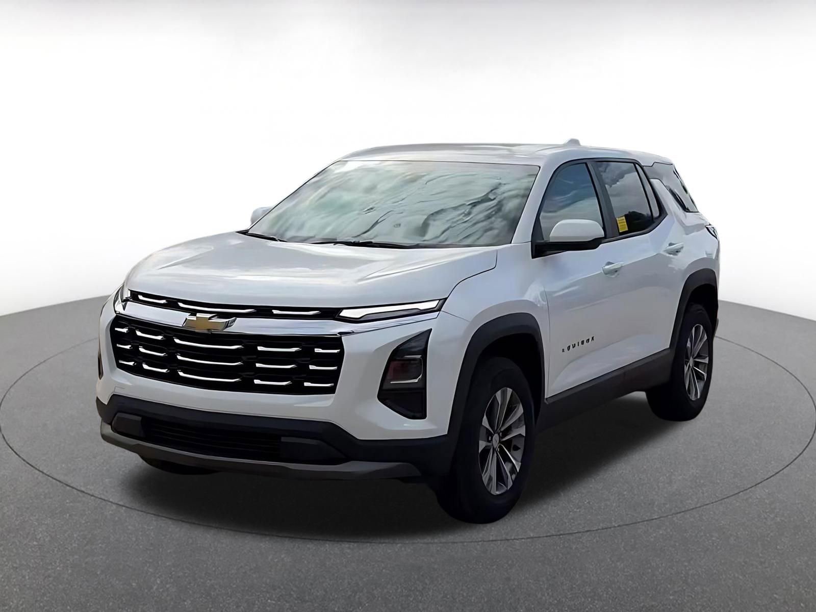 Used 2025 Chevrolet Equinox LT FWD image 7