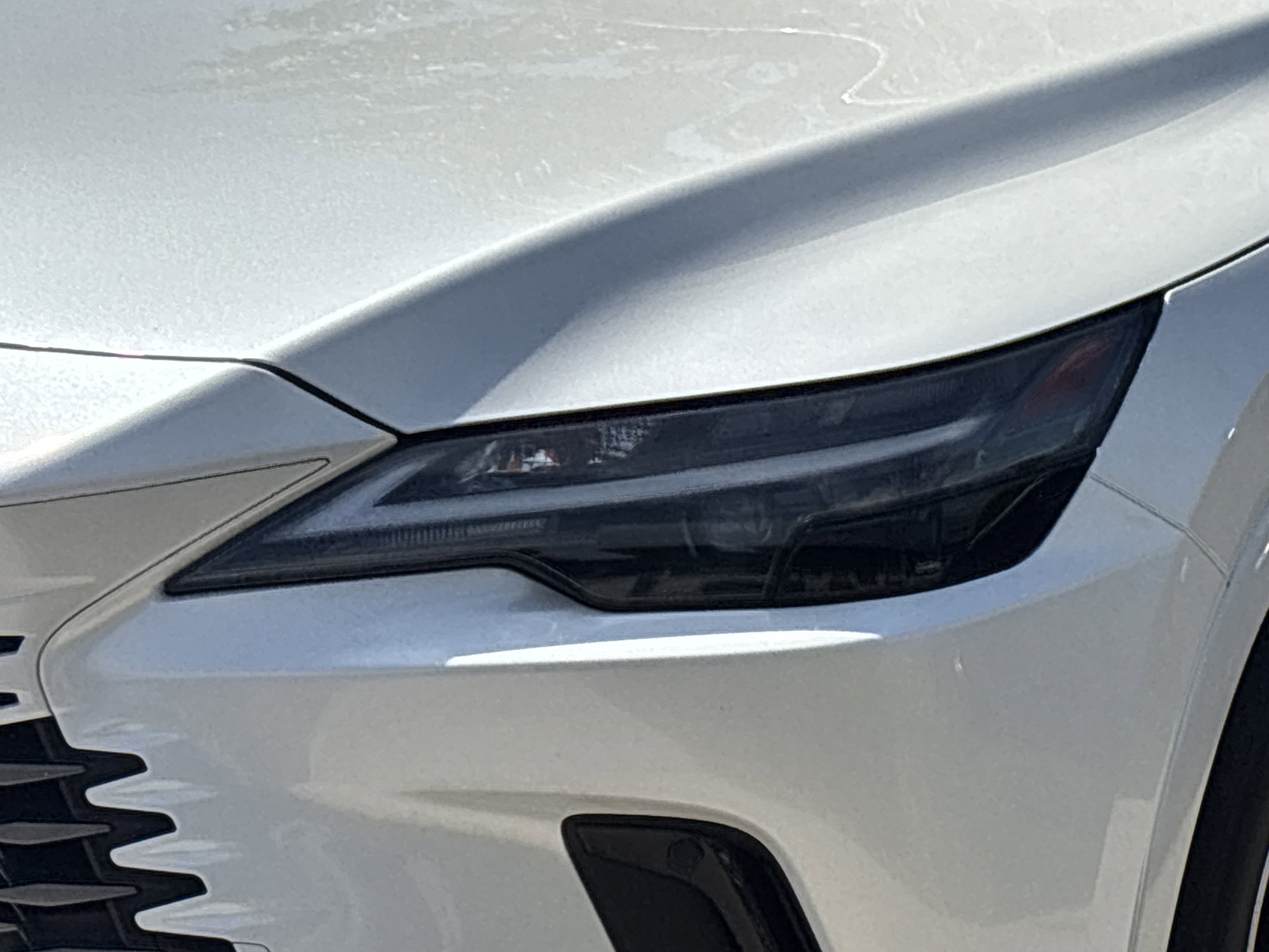 Used 2025 Lexus RX 350 Premium w/ Accessory Package (Z1) image 6