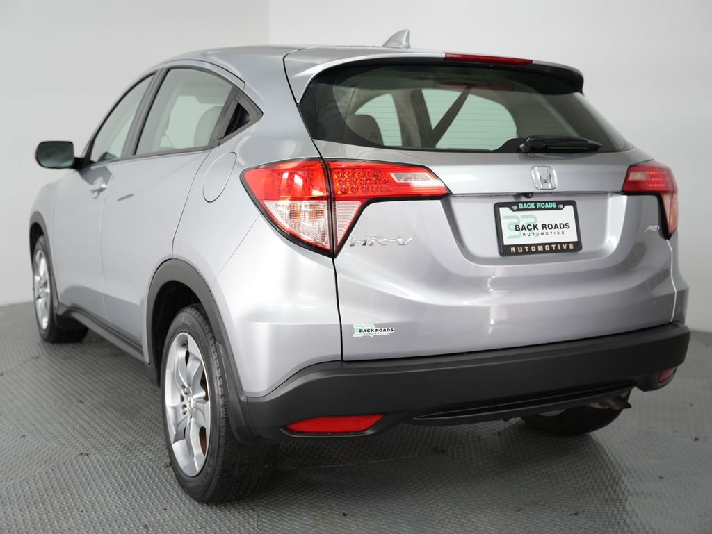 Used 2018 Honda HR-V LX image 8