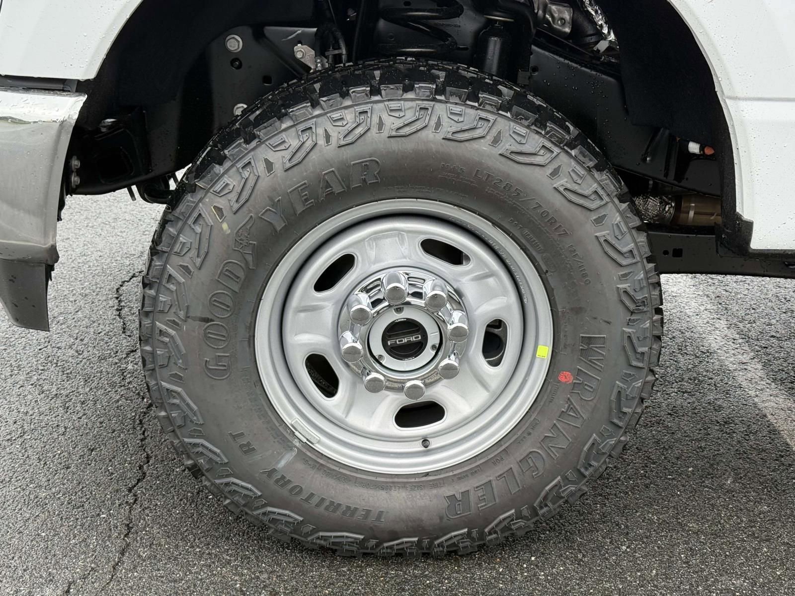 New 2026 Ford F250 XL image 7