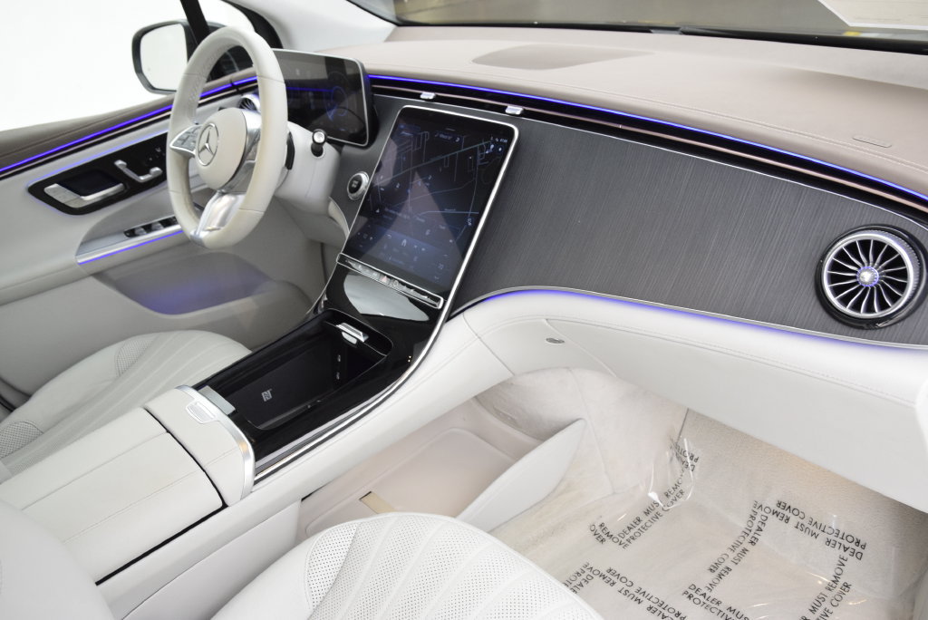 Certified 2023 Mercedes-Benz EQE 500 4MATIC SUV image 15