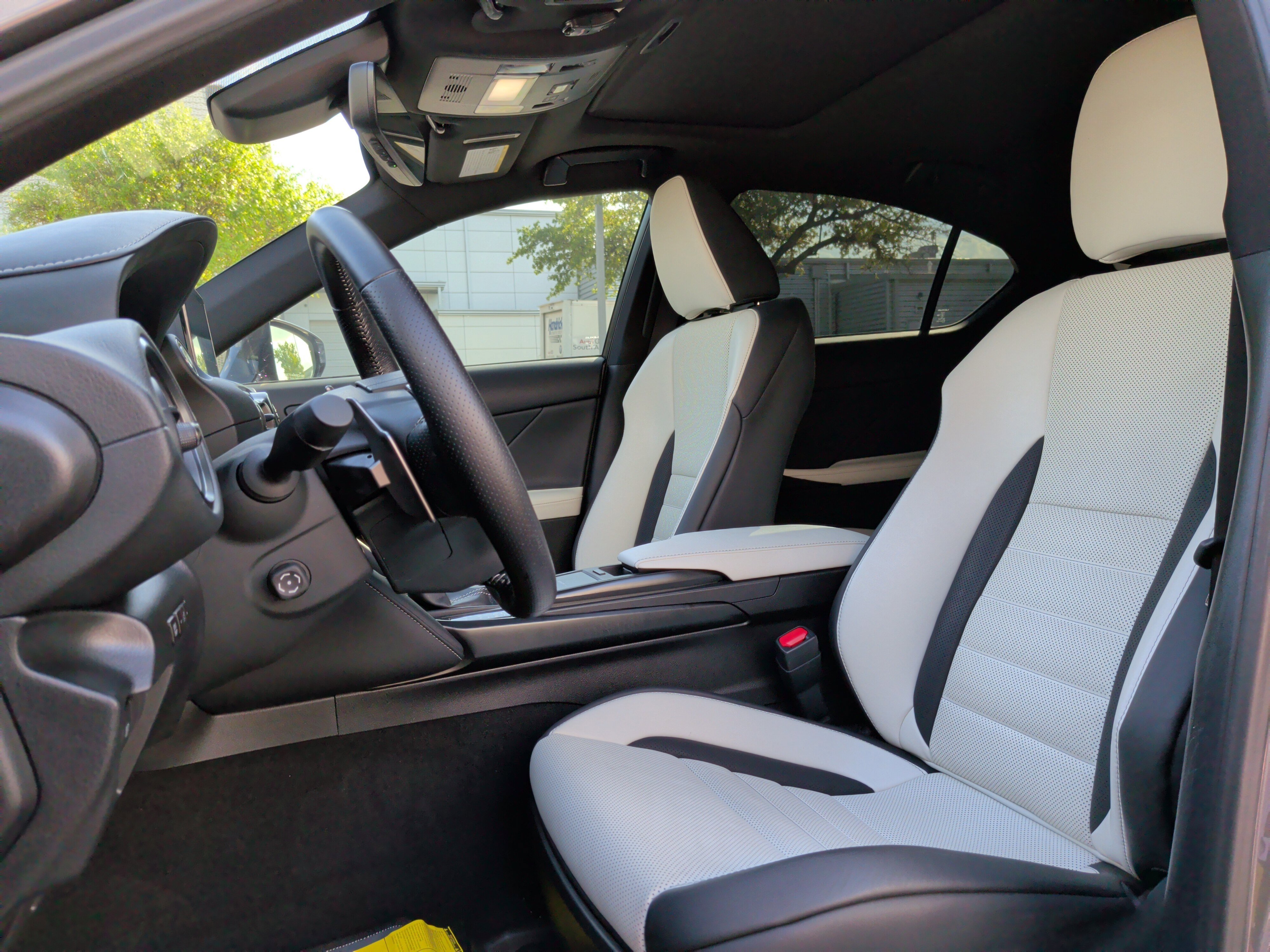 Used 2023 Lexus IS 500 w/ Accessory Package RWD image 15
