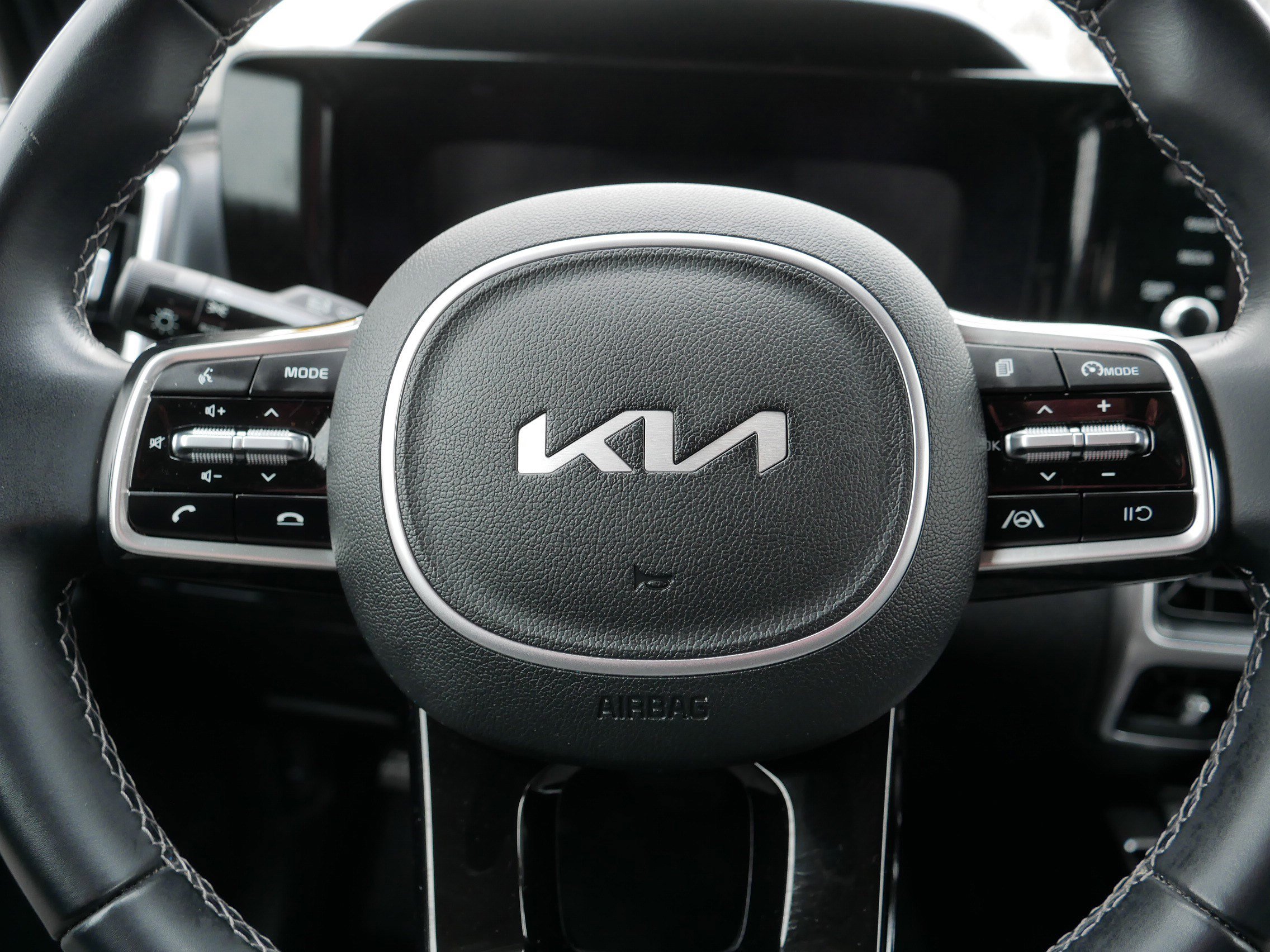 Certified 2022 Kia Sorento S image 25