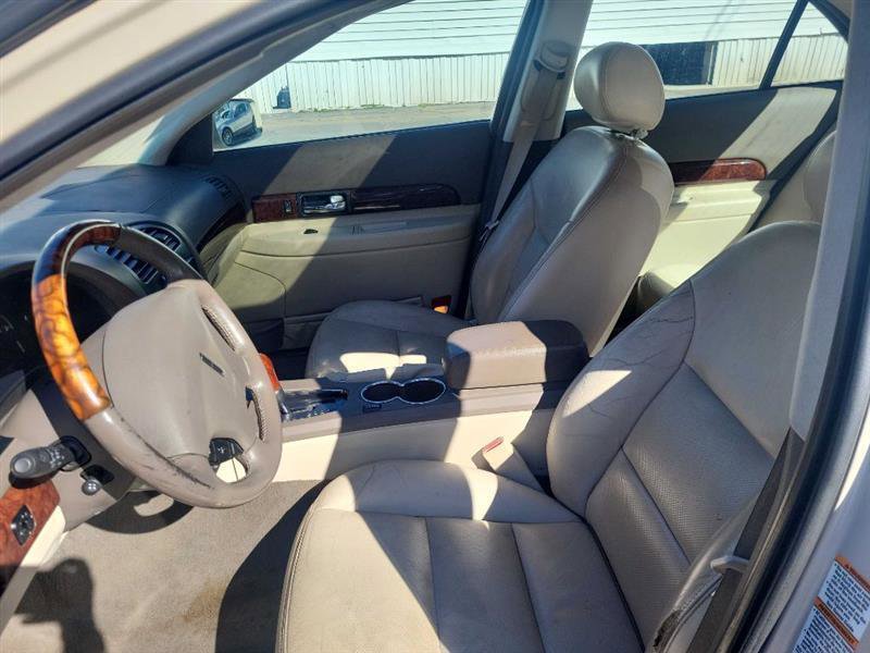 Used 2002 Lincoln LS image 11