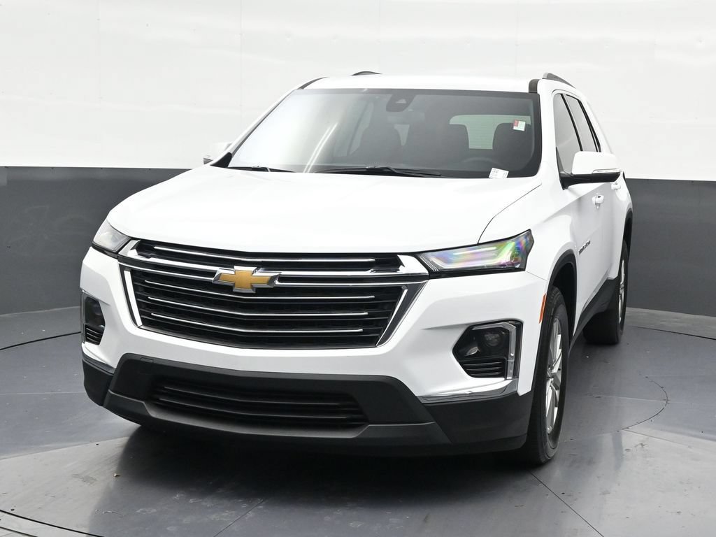 Used 2023 Chevrolet Traverse LT FWD image 9