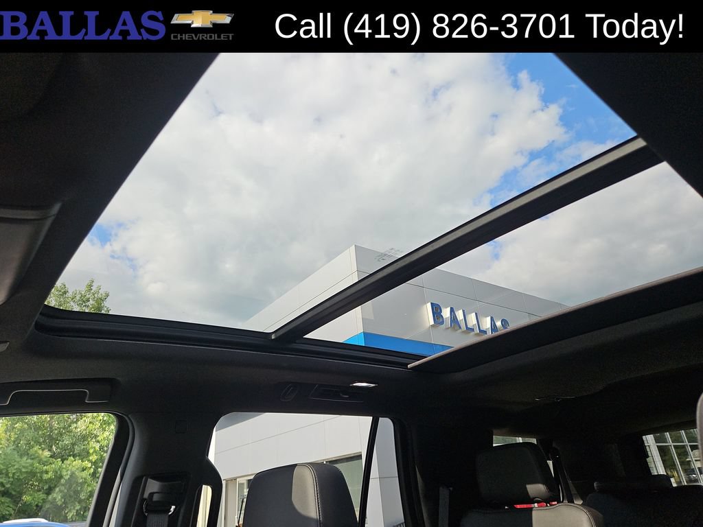 Certified 2023 Chevrolet Tahoe LT w/ LT Signature Package AWD/4WD image 33
