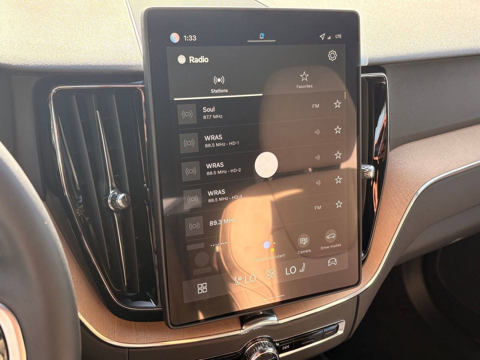 New 2026 Volvo XC60 T8 Plus w/ Climate Package image 29