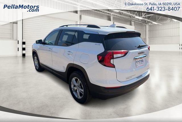Used 2023 GMC Terrain SLE w/ Driver Convenience Package AWD/4WD image 5