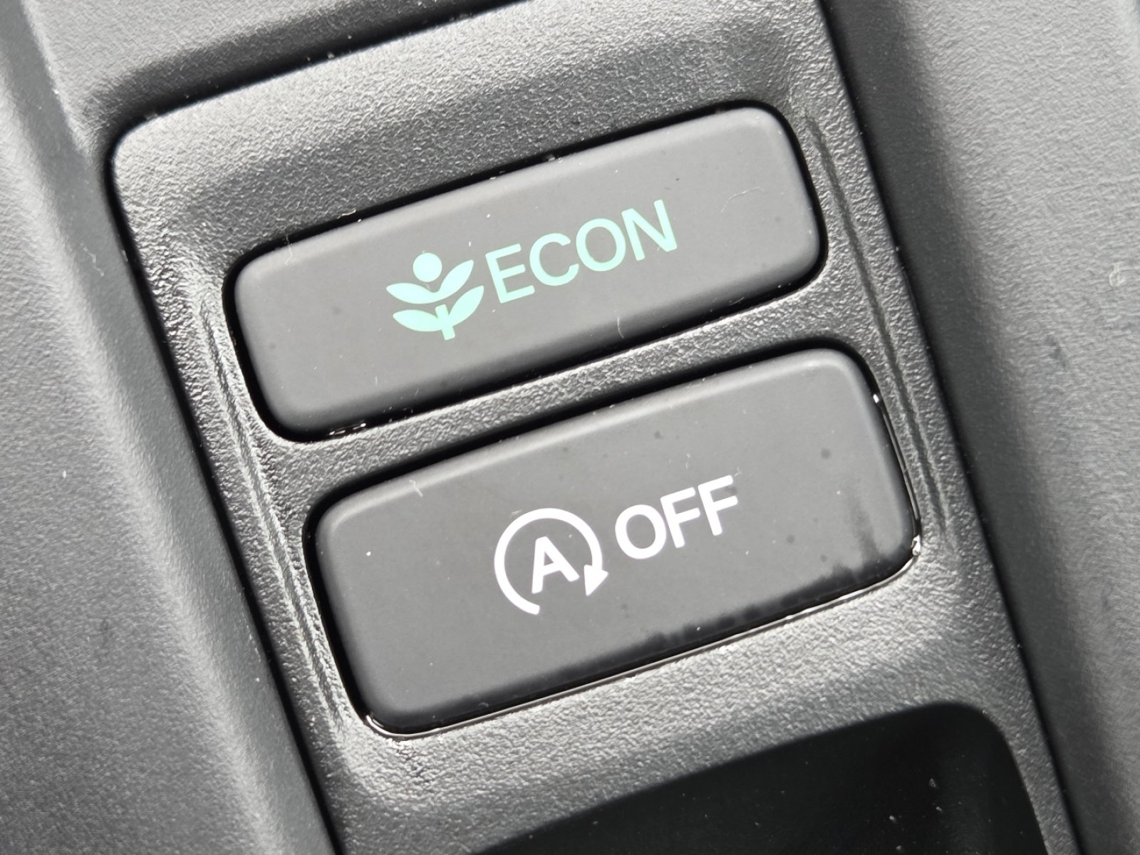 Certified 2025 Honda Accord LX image 6
