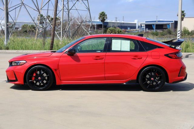 Certified 2024 Honda Civic Type R image 5