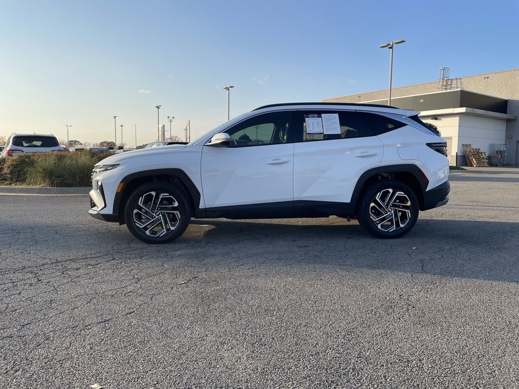 Used 2025 Hyundai Tucson Limited image 4
