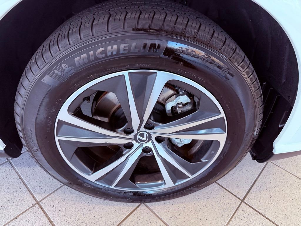 Used 2024 Lexus RX 350 FWD image 16
