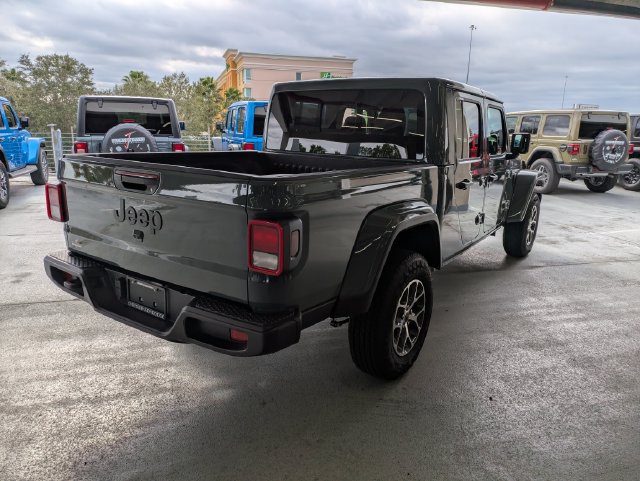 New 2026 Jeep Gladiator Sport AWD/4WD image 4