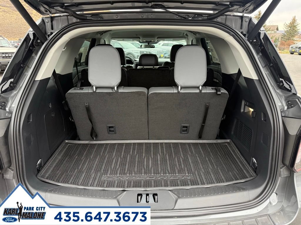 Used 2026 Ford Explorer Active w/ Active Comfort Package AWD/4WD image 7