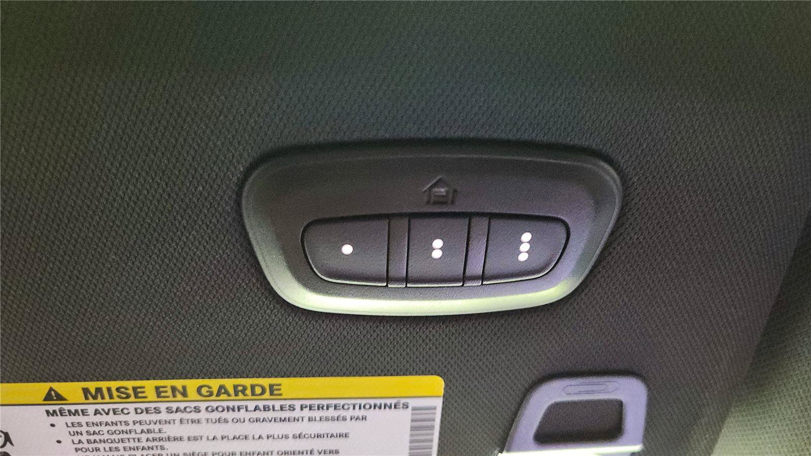 Used 2024 Jeep Grand Cherokee Trailhawk w/ Luxury Tech Group III AWD/4WD image 39
