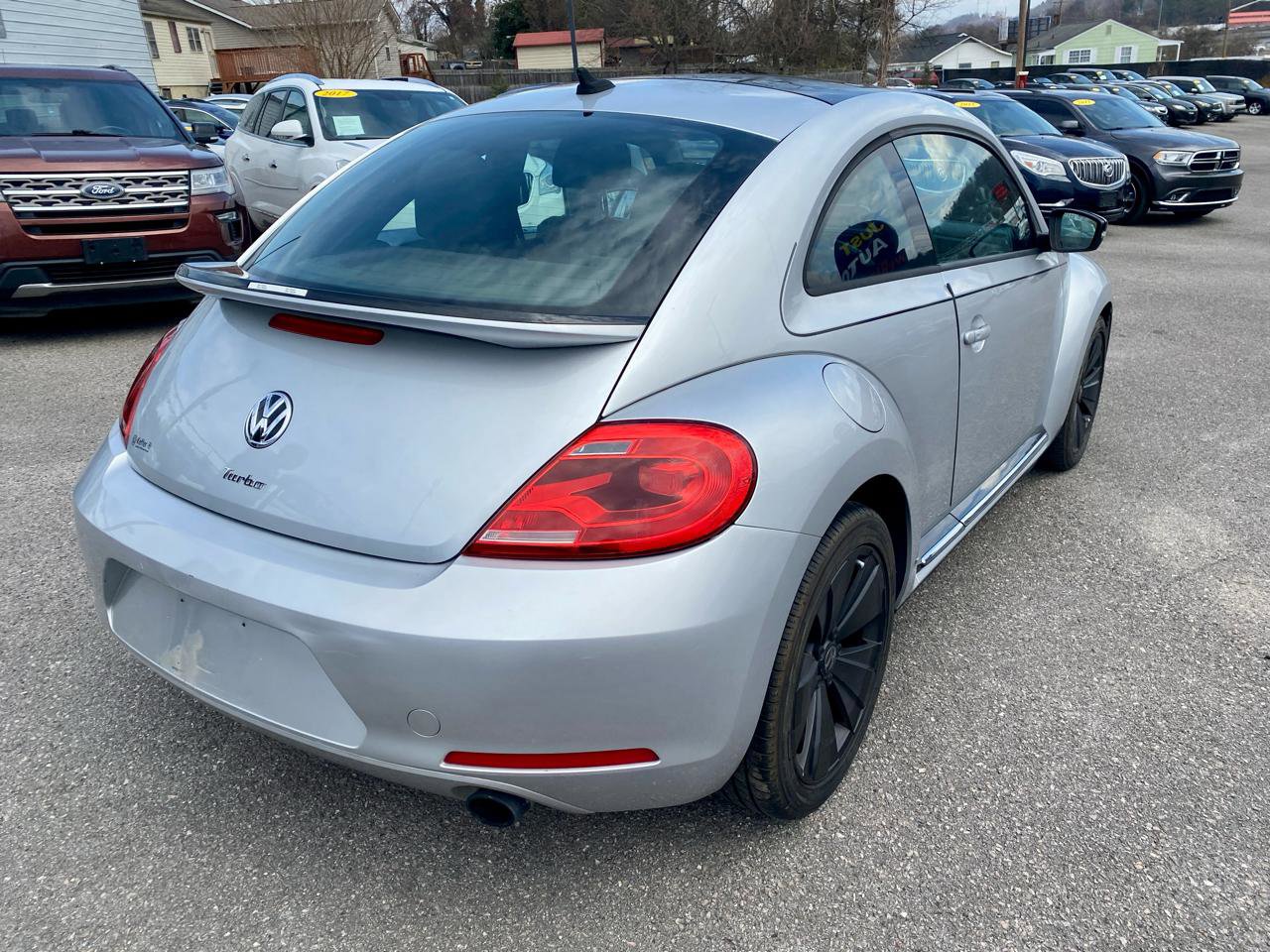 Used 2013 Volkswagen Beetle 2.0T FWD image 7